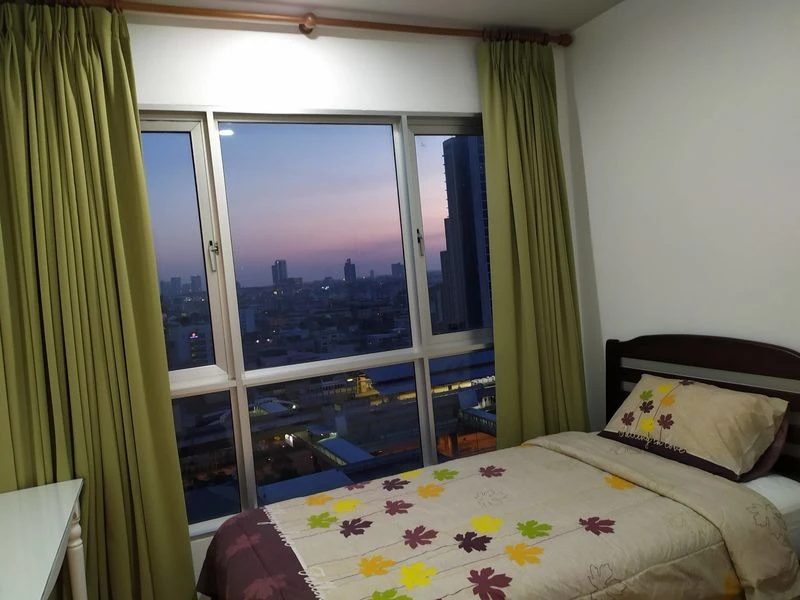 🏙️ Condo for Rent Hive Taksin by Sansiri  – B Furnished, Ready to Move In