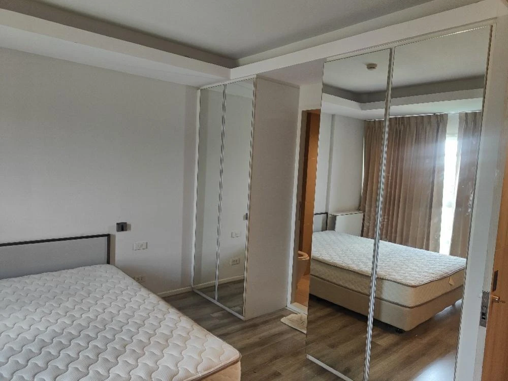 🏠🌃 For Rent: Double Lake Condominium 🏠🌃