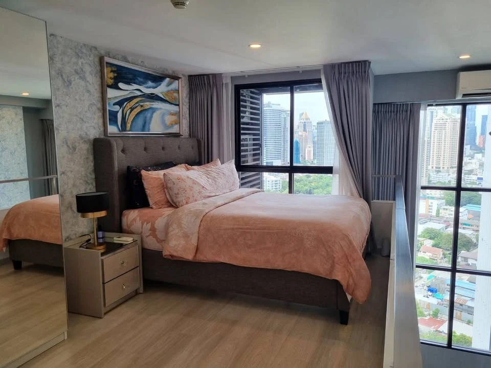 🖤🏙️ For Rent: Knightsbridge Prime Sathorn | Luxury Duplex with High Ceiling! 🏙️🖤