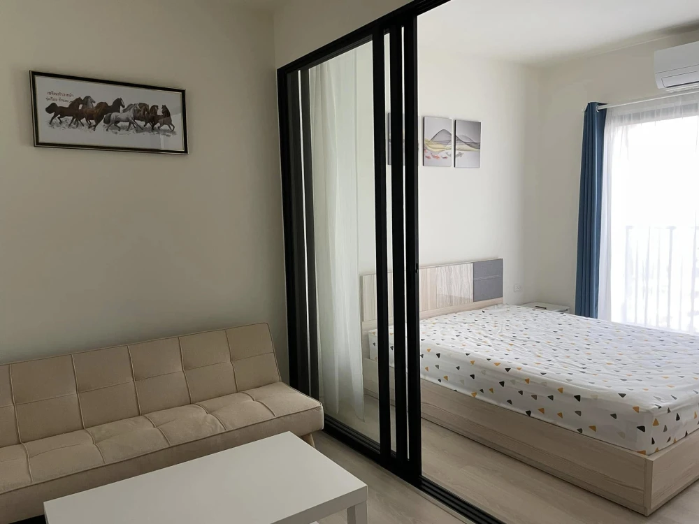 For rent A Space Mega 2 rooms, well separated, great price, everything is here, hurry and book now.