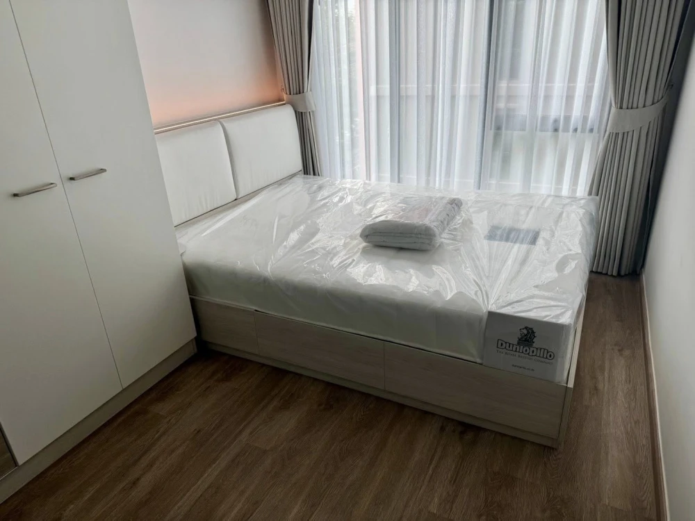 For rent Condo HI Rise Sukhumvit 101, beautiful room, fully furnished, minimalist style, simple, comfortable to live in, hurry and reserve now.