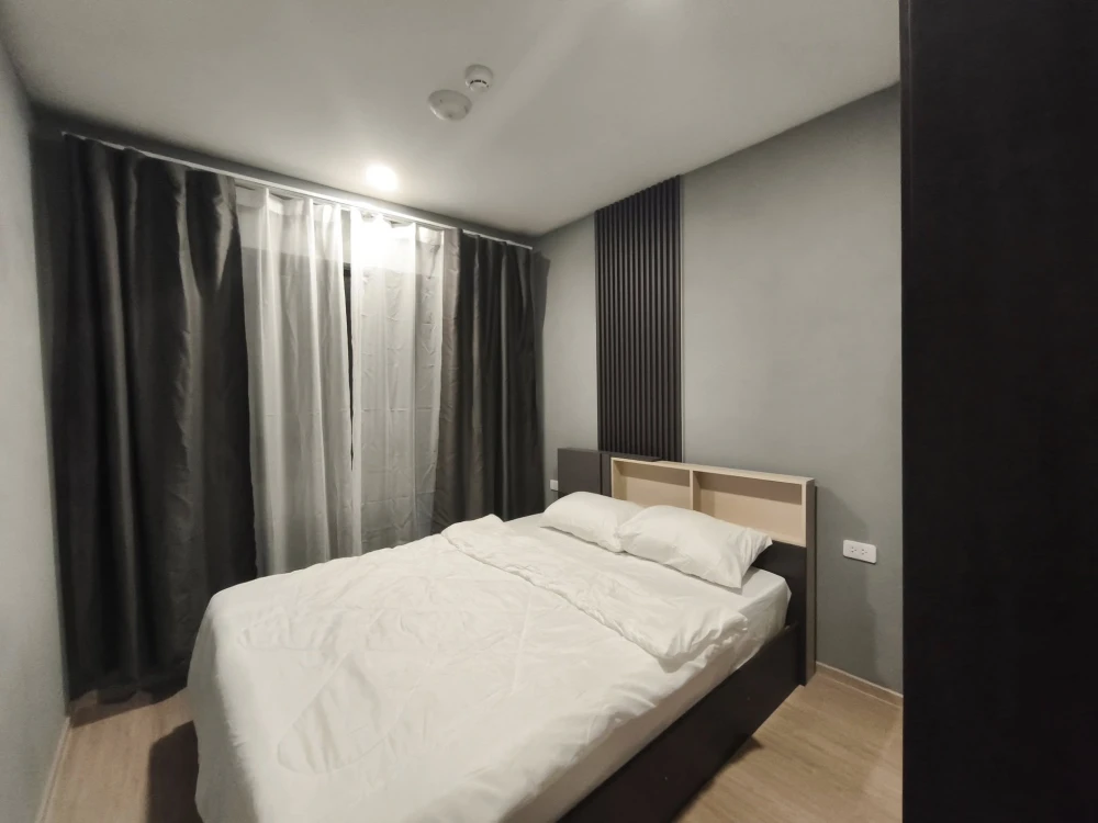 For rent condo KLOS Ratchada 7, room ready to move in, facilities included, come and reserve now, don't miss out!