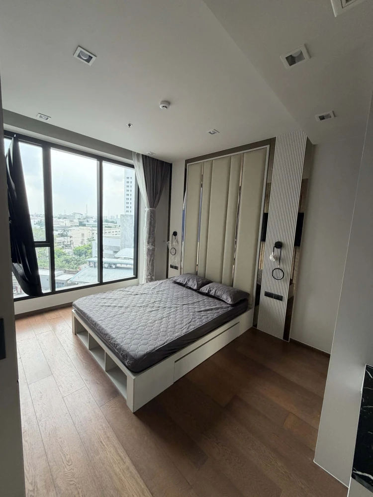 For rent: Ideo Q Victory, beautifully decorated unit with full built-in furniture and appliances. Just bring your suitcase and move in!