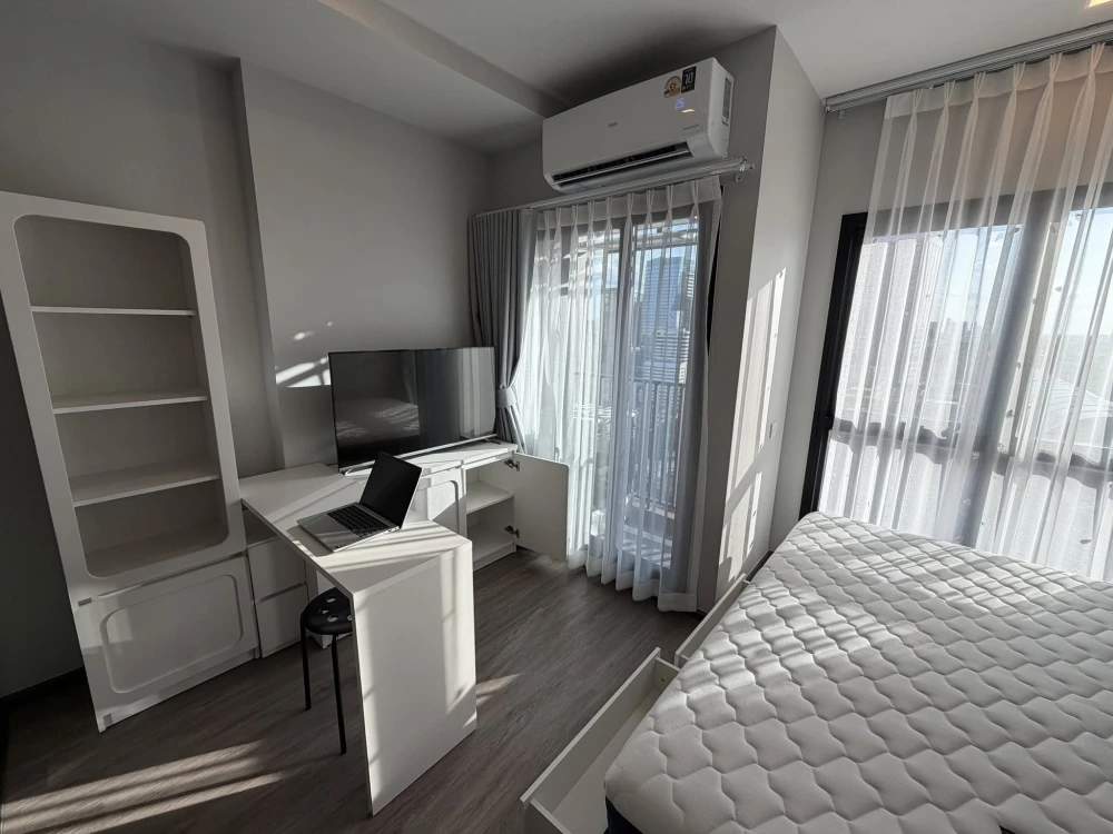 For rent: Metris District Ladprao. Ready to move in, fully furnished. Book now! Don't miss out!