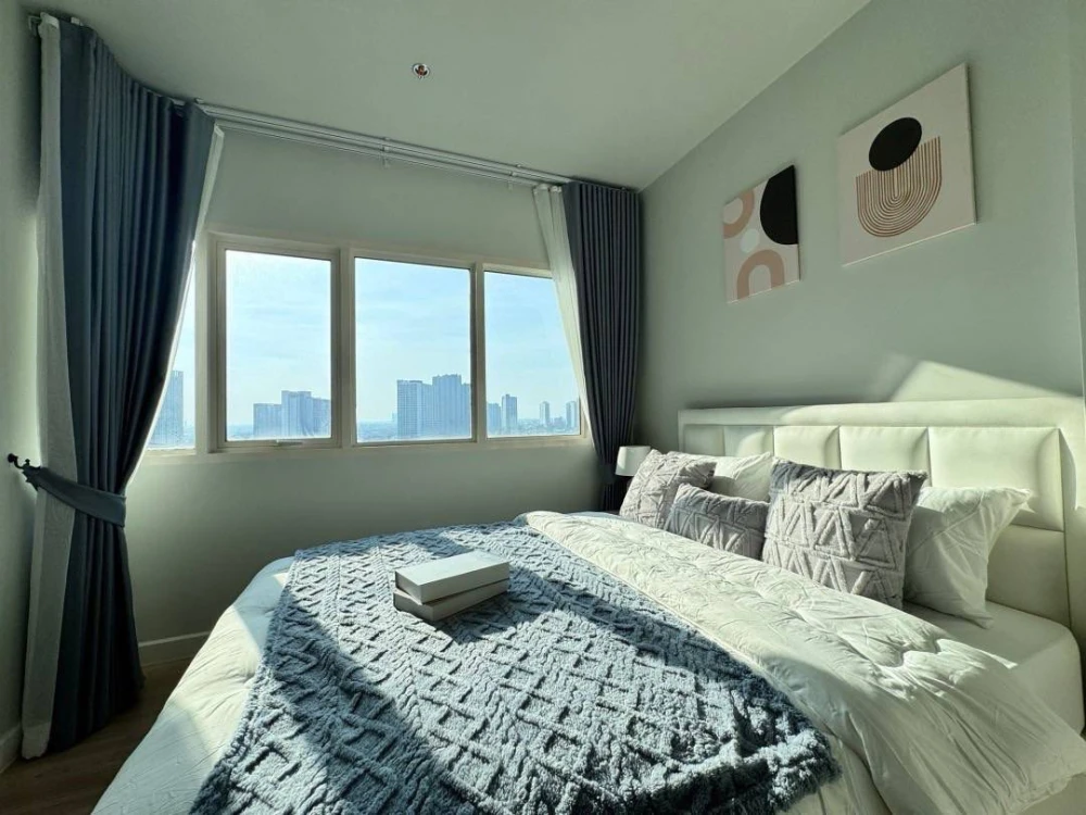 For rent Metro Sky Wutthakat, ready to move in, complete with amenities. If you don't book, you'll regret it.