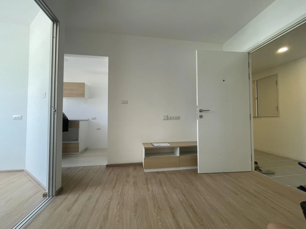 For rent Sena Kith Thepharak - Bangbo, ready to move in, separate room, come and reserve quickly, don't wait.