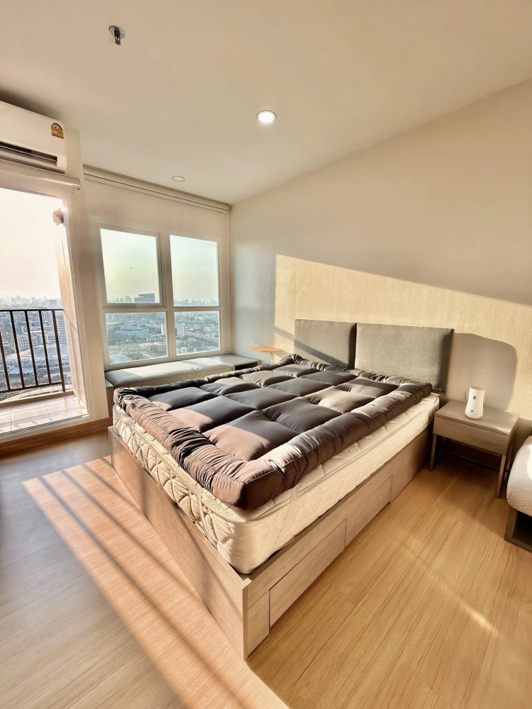 For rent: Supalai Veranda Ramkhamhaeng, Studio room, 27th floor, high floor with great view, fully furnished with appliances. Book now, don't wait!