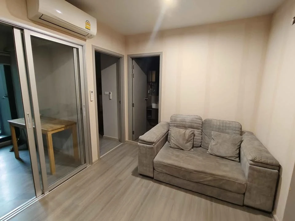 For rent: The Parkland Charan–Pinklao. Ready to move in. Fully equipped. Come reserve now. Don't delay.