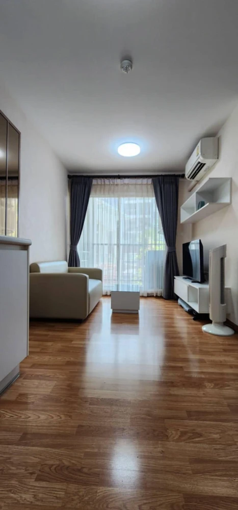 For rent/sale The Trust Condo Nakhonpathom, a nice room, complete with furniture and appliances. Book now, don't wait.
