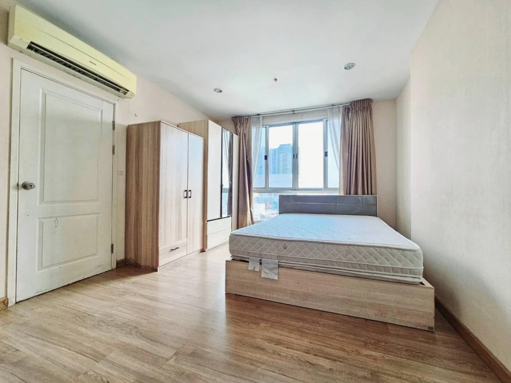 For sale Condo The Tree Bangpo Station, ready to move in, high floor, good view, come and own it quickly.
