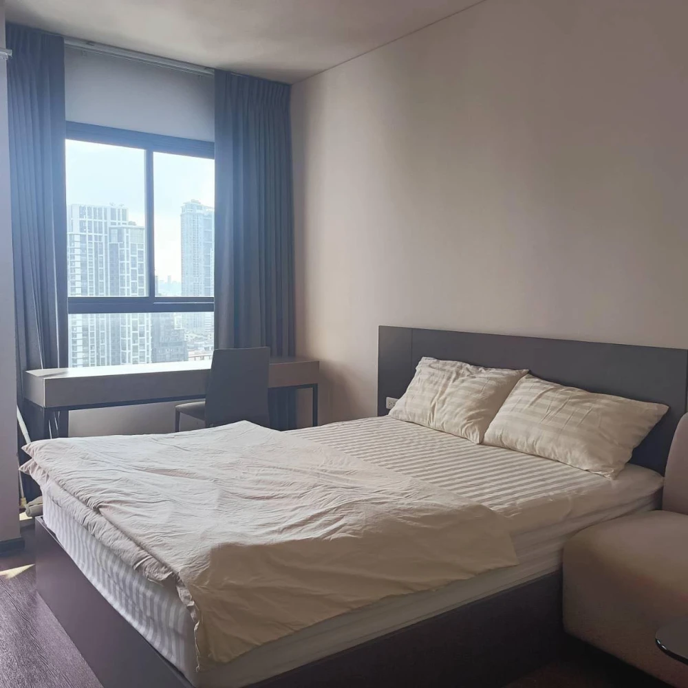 For sale IDEO Phaholyothin - Chatuchak 26th floor, high view, comes with a very good price. Let me tell you, you must not miss it.