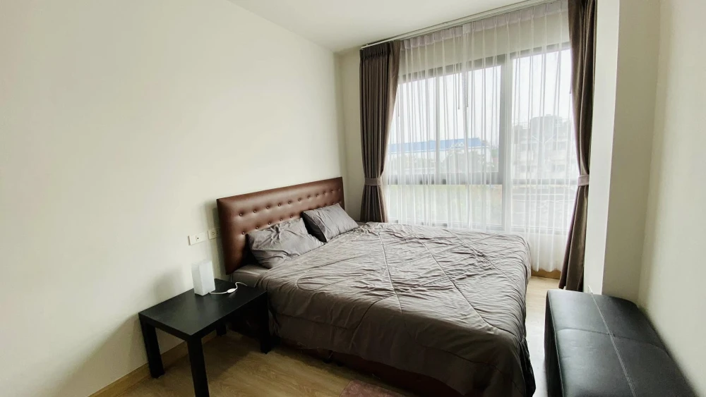 For sale The Revo Ladprao48, corner room with privacy, 5th floor, city view, good price, buy now.