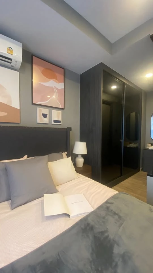 For sale The Teak Ratchada 19, furnished room, ready to move in, complete in one place, if you don't reserve, you'll regret it later.