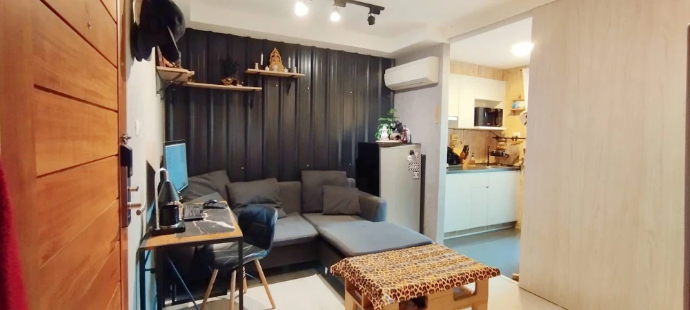 For sale/rent C-Style Condo, 4th floor room, pool view, good wallpaper, don't wait, be the owner now.