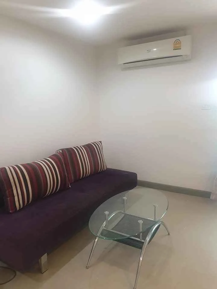 Condo for sale/rent Regent Home 7 Sukhumvit, 4th floor, Building D, near BTS, easy to travel, ready to move in. Book now, don't wait.