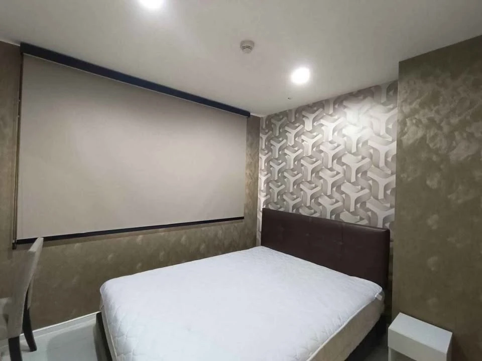 For sale/rent!! Lumpini Condo Town Nida-Serithai, Floor 5, Building A2 (Corner Room), Phase 1, beautiful room, ready to move in. Hurry up to reserve!!