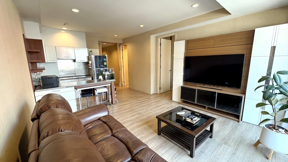 Condo for sale/rent, Amanta Ratchada, 2 bedrooms, 2 bathrooms, ready to move in, well decorated, convenient transportation, don't miss it!!