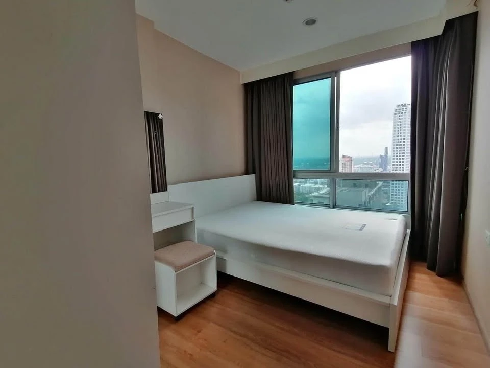 For rent/sale: Condo The Base Sukhumvit 77, rooms with separate usable areas, complete electrical appliances, complete furniture, all here in one plac