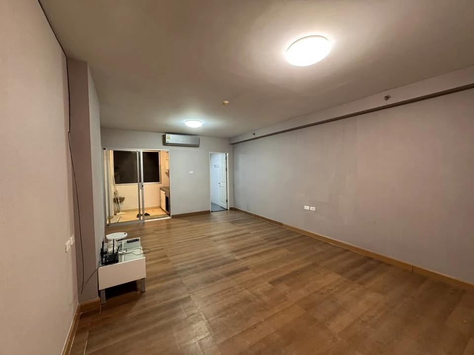 ขาย ซิตี้ โฮม สี่แยกท่าพระ ตกแต่งเฟอร์นิเจอร์ครบชุด และเครื่องใช้ไฟฟ้าพร้อมใช้งาน น่าจองสุดๆเลย