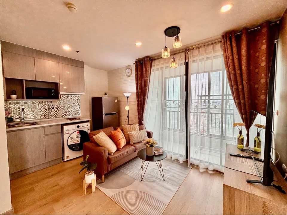 ขาย ให้เช่า ไอดีโอ สาทร-ท่าพระ ห้องมุมเงียบสงย คนไม่พลุกพล่าน ห้องเปล่า คนชอบแต่งห้องห้ามพลาด