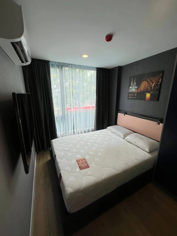 Selling ATTITUDE BU, Building C, 2nd floor, swimming pool view, wallpaper installed, hurry and reserve now!