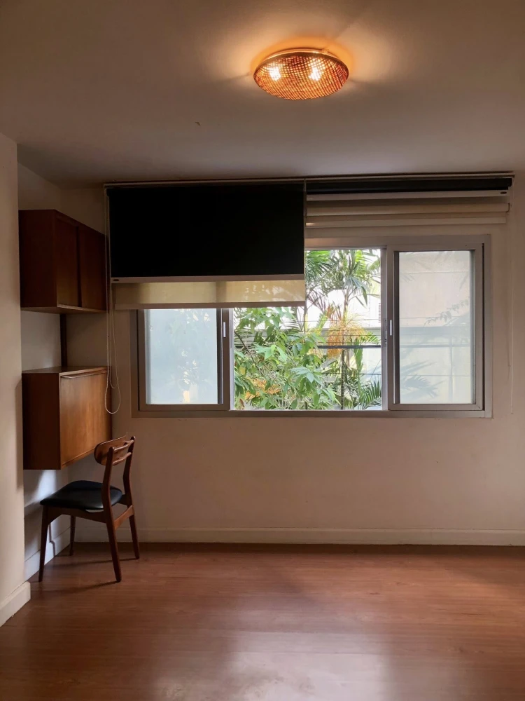 ขายคอนโดวันเอ็กซ์ สาทร-นราธิวาส ห้องกว้างขวาง พื้นที่ใช้สอยเยอะ ชั้น 2 วิวต้นไม้ ทำเลห้องดีมาก ซื้อเลยจ้า