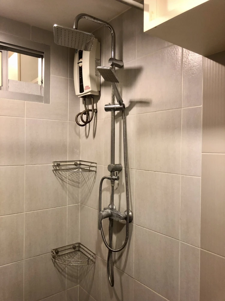 ขายคอนโดวันเอ็กซ์ สาทร-นราธิวาส ห้องกว้างขวาง พื้นที่ใช้สอยเยอะ ชั้น 2 วิวต้นไม้ ทำเลห้องดีมาก ซื้อเลยจ้า