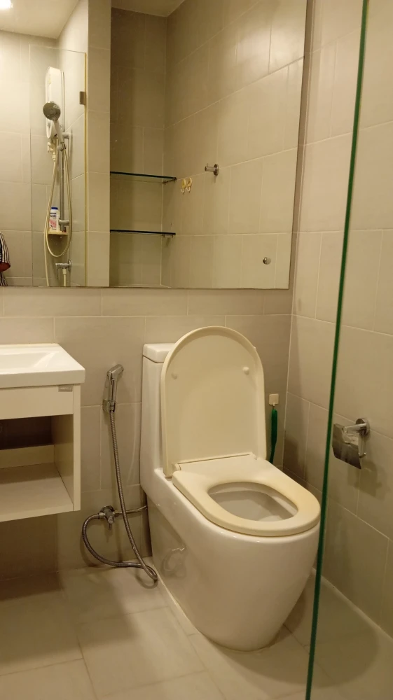 ขายคอนโด เดอ ลาพีส จรัญ 81 ห้องมุมมีความเป็นส่วนตัว เฟอร์นิเจอร์ Bulit in มาจับมาจองเลย อย่าพลาด