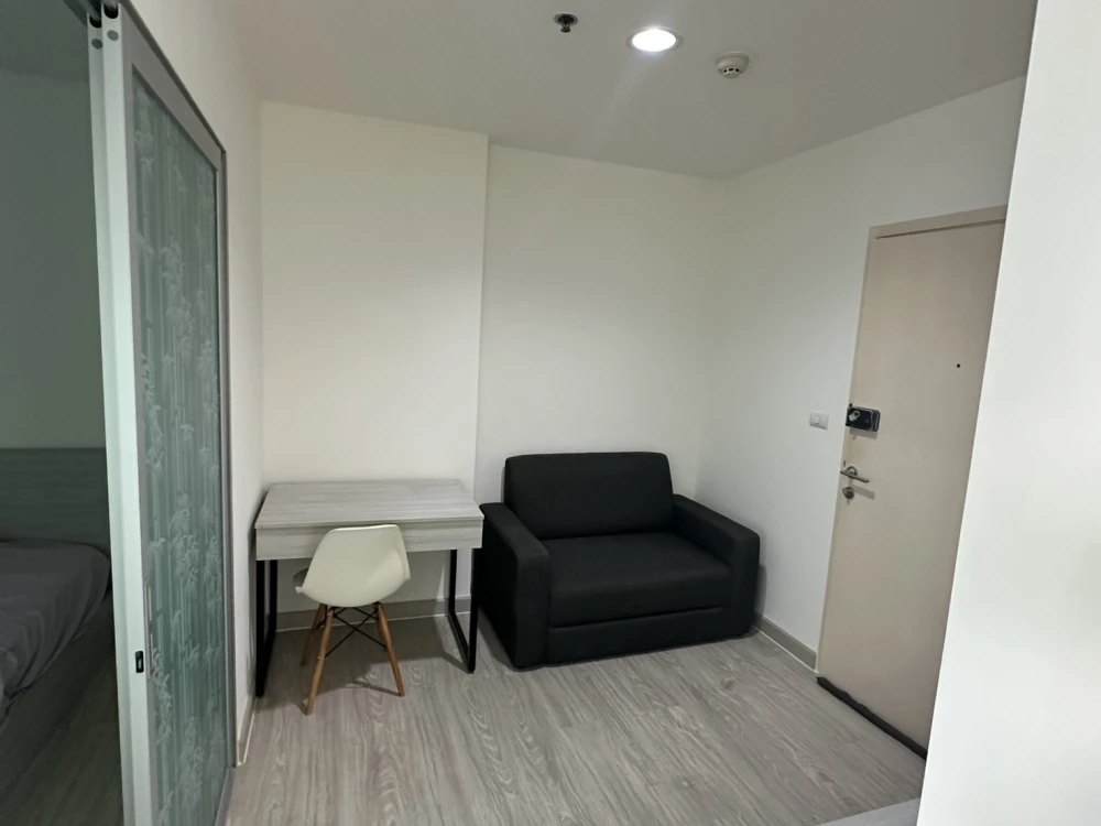 ขายคอนโด Aspire ngamwongwan พร้อมอยู่ เฟอร์นิเจอร์+เครื่องใช้ไฟฟ้าครบชุด รีบจองได้เลยจ้า