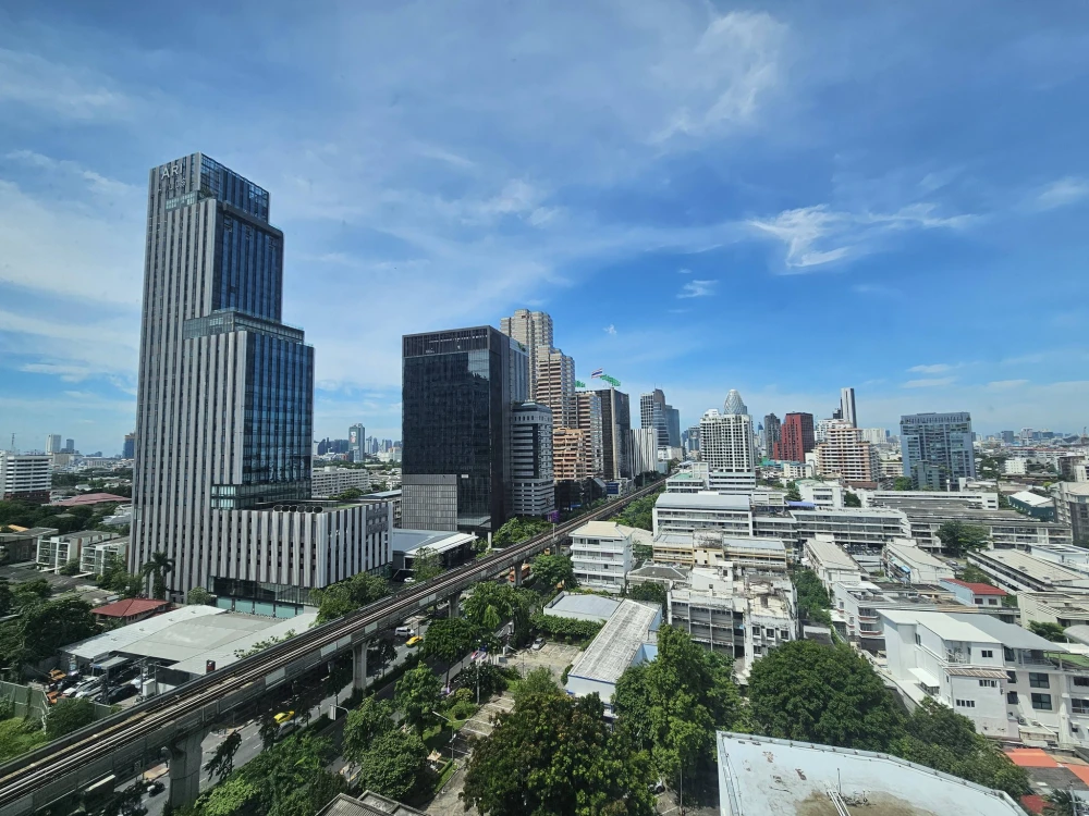 ขายคอนโด Centric Scene Phaholyothin 9 ห้องใหญ่อยู่สบาย มาพร้อมพื้นที่ใช้สอยจุใจ รีบซื้อก่อนพลาด