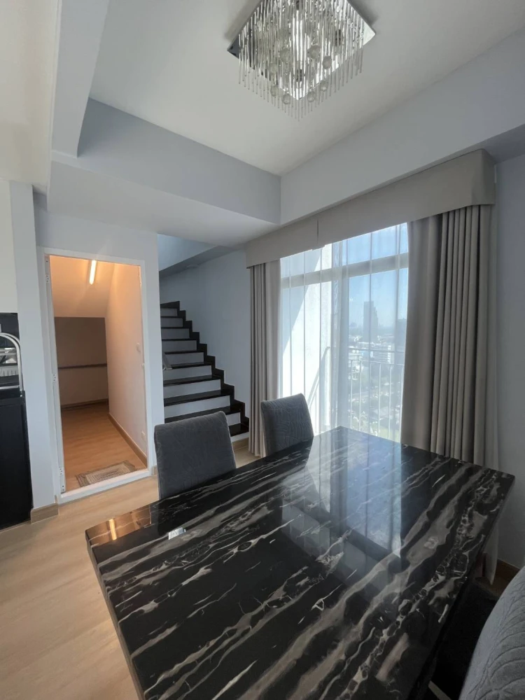 ขายคอนโด Duplex ทำเลศักยภาพใจกลางสาทร ✨ โครงการ Bangkok Horizon Sathorn–Narathiwas