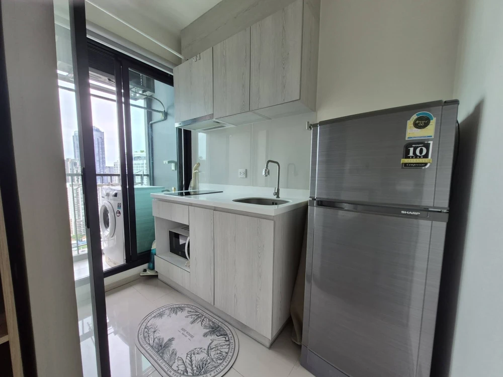 ขายคอนโด Life Asoke ชั้น: 33 ชั้นสูง วิวเมืองสวยโล่ง สบายตา ลมดีมาก สะดวกครบ พร้อมเข้าอยู่ ซื้อเลย
