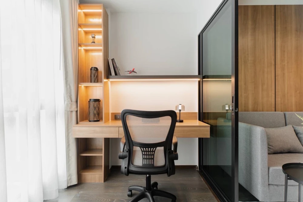 ขายคอนโด The Excel Ladprao-Sutthisan ชั้น 4 วิวสระ  Full furnished มาจับมาจองได้แล้ววันนี้ อย่าพลาด