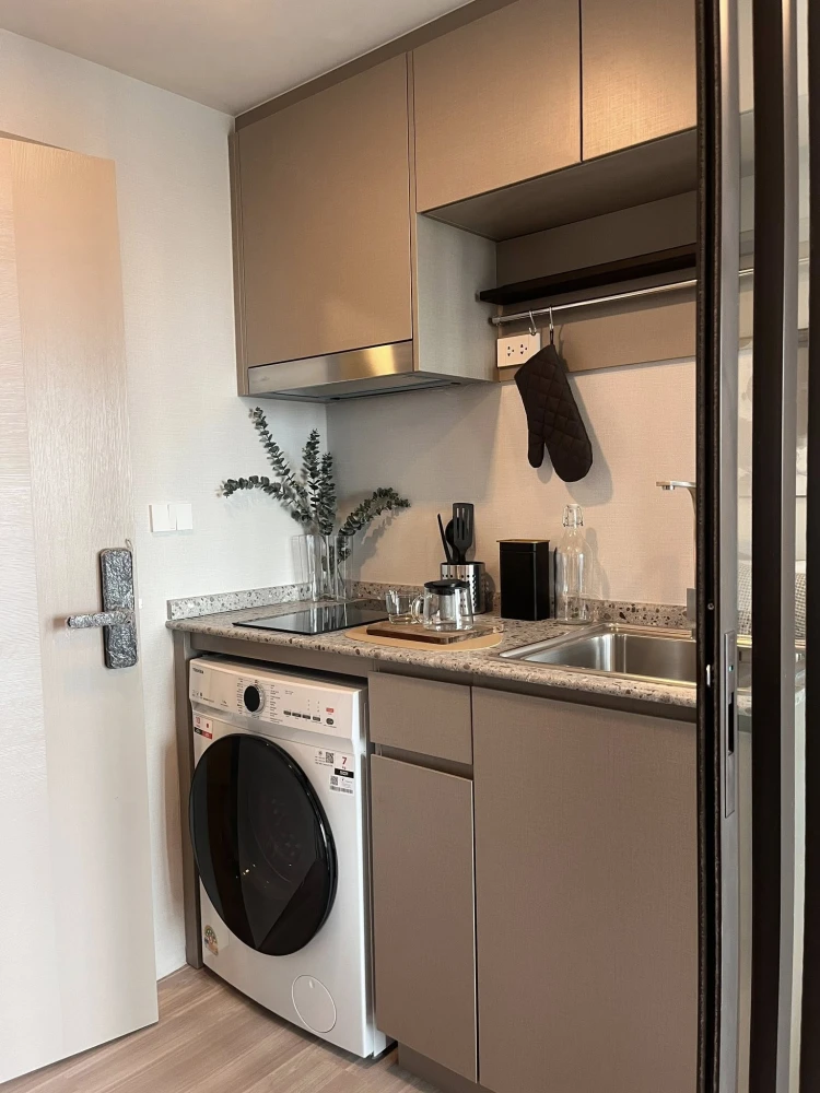 ขายดาวน์ ควินธารา มาย'เดน โพธิ์นิมิตร ชั้น 14 ห้องสตูดิโอ 23 ตรม. วิวสวยมาก พร้อมเข้าอยู่เลย