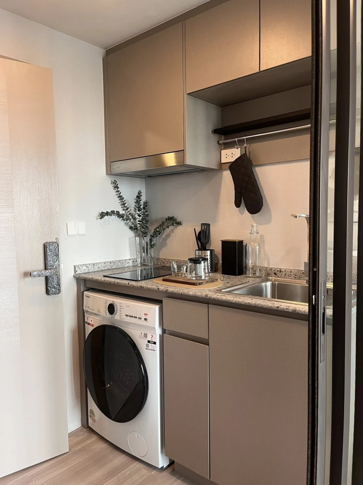 ขายดาวน์ ควินธารา มาย'เดน โพธิ์นิมิตร ชั้น 14 ห้องสตูดิโอ 23 ตรม. วิวสวยมาก พร้อมเข้าอยู่เลย