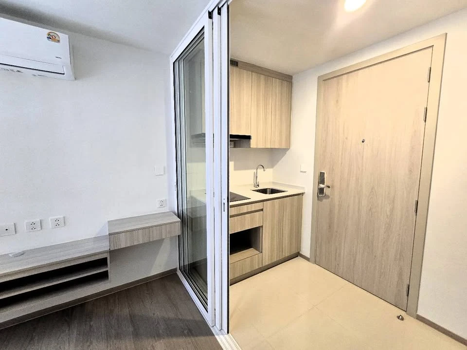 ขายดาวน์ คอนโด ดิ ออริจิ้น พหลโยธิน 57 1 ห้องนอน 1 ห้องน้ำ ชั้น 5 ไม่สูงมาก ราคาดี มาเป็นเจ้าของได้แล้ววันนี้