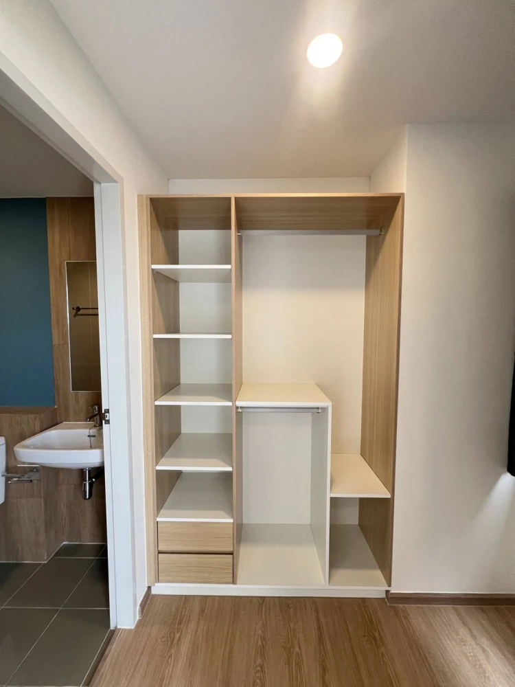 ขายดาวน์ เสนา อีโค ทาวน์ รังสิต สเตชั่น  ห้องริมเป็นส่วนตัว พร้อม Walk in Closet ได้วิวดีมาก จองด่วน