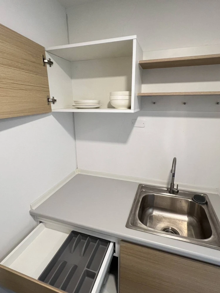 ขายดาวน์ เสนา อีโค ทาวน์ รังสิต สเตชั่น  ห้องริมเป็นส่วนตัว พร้อม Walk in Closet ได้วิวดีมาก จองด่วน