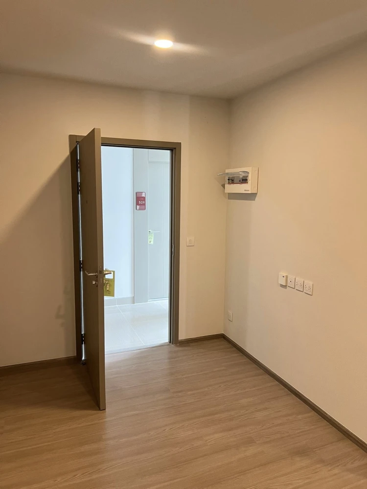 ขายดาวน์ Aspire Sukhumvit - Rama 4 ห้องมุมคนไม่พลุกพล่าน ทำเลดี เดินทางสะดวก ส่วนกลางสุดปัง จองเลย