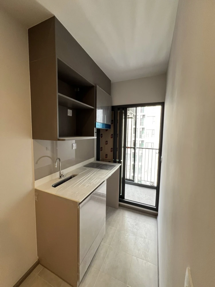 ขายดาวน์ Aspire Sukhumvit - Rama 4 ห้องมุมคนไม่พลุกพล่าน ทำเลดี เดินทางสะดวก ส่วนกลางสุดปัง จองเลย