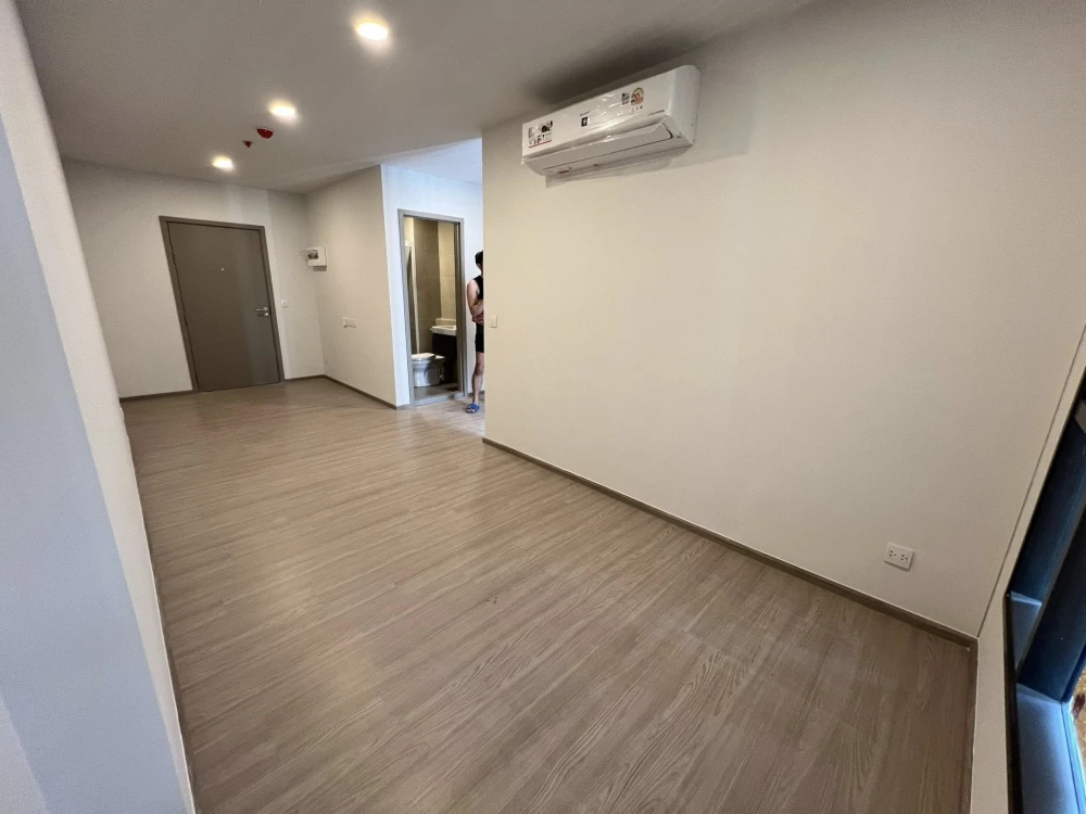 ขายดาวน์ Aspire Sukhumvit - Rama 4 ห้องมุมคนไม่พลุกพล่าน ทำเลดี เดินทางสะดวก ส่วนกลางสุดปัง จองเลย