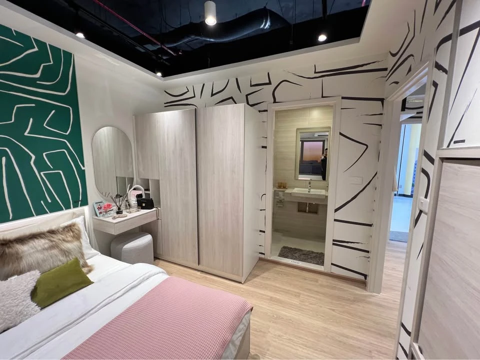 ขายดาวน์ ESCENT BANGNA ขนาด 32.99 ตารางเมตร ชั้น2 ตึกA Fully furnished ห้องนอนติดบันไดหนีไฟ วิวส่วนกลาง