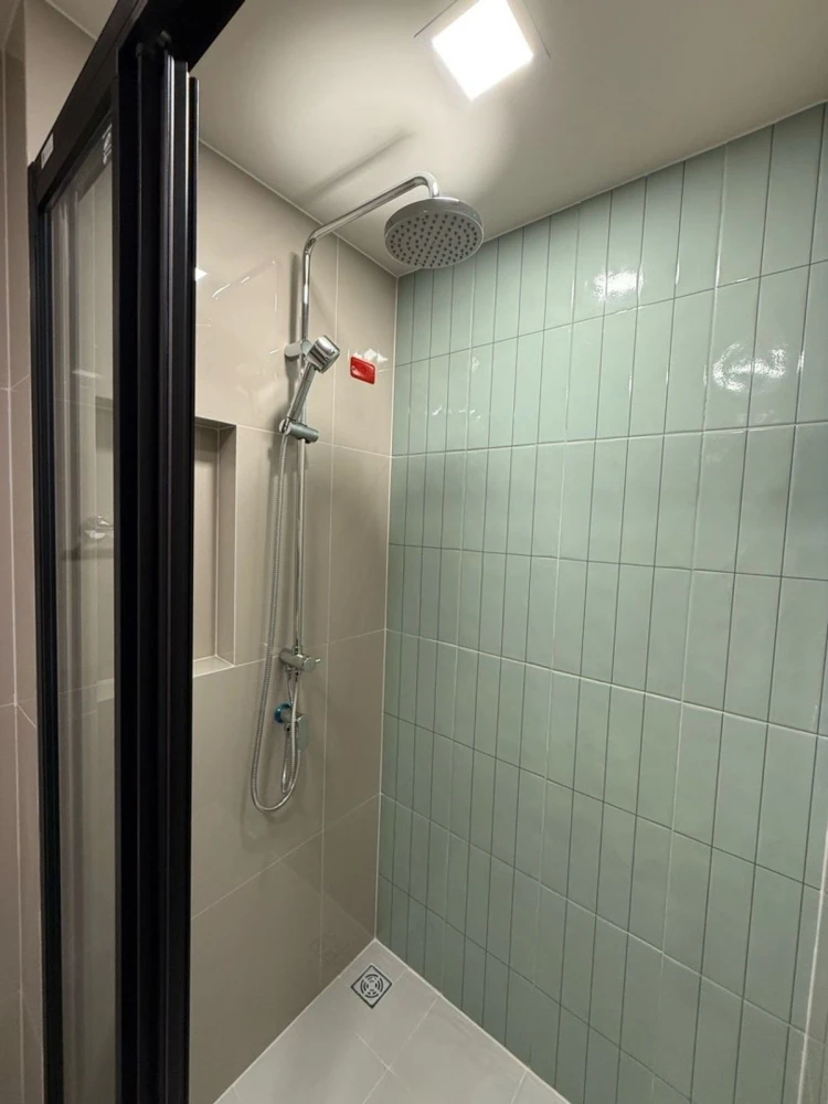 ขายดาวน์ FLO by Sansiri ชั้น 12 โครงการดี ทำเลน่าอยู่ สนใจรีบจองเลย ห้ามพลาด