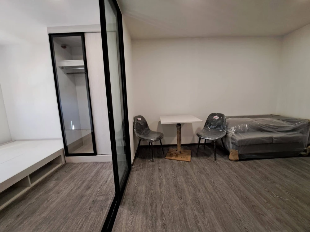 ขายดาวน์  Kave Wonderland ห้องรองมุม ครัวปิด วิวโล่งใกล้สระว่ายน้ำ กับ ตีกส่วนกลาง สนใจจองเลย