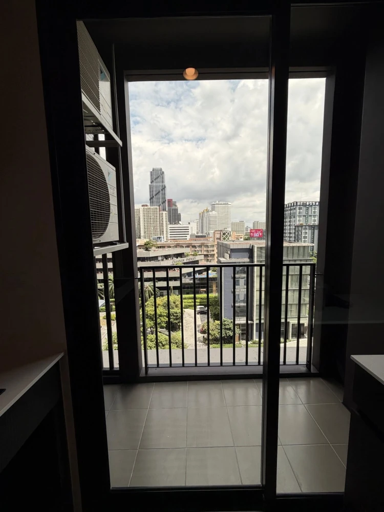 ขายดาวน์ Noble Nue District R9 ห้องน่าอยู่ ชั้น 8 ทำเลดี วิวสวย ไม่บล็อค จองเลย