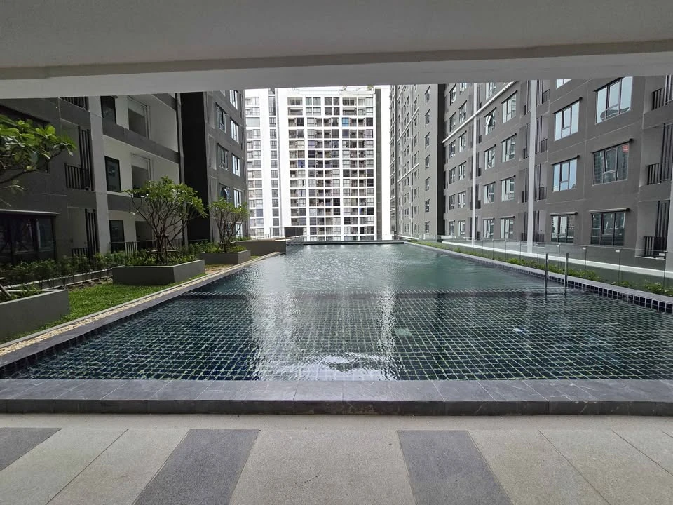 ขายดาวน์ Regent home วุฒากาศ ผนังไม่ติดใครเหมาะกับคนชอบความเป็นส่วนตัว วิวโล่ง จองเลย