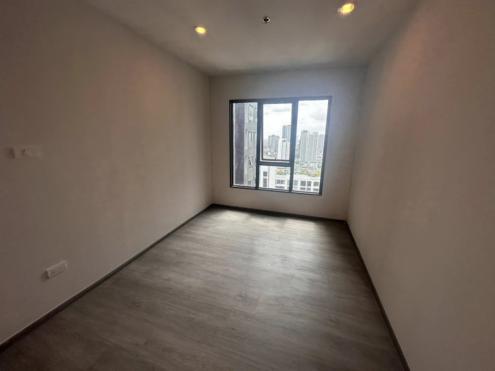 ขายดาวน์ Regent Home Wuttakat ชั้น 27 โครงการดี ส่วนกลางครบ จองเลย ด่วนๆ