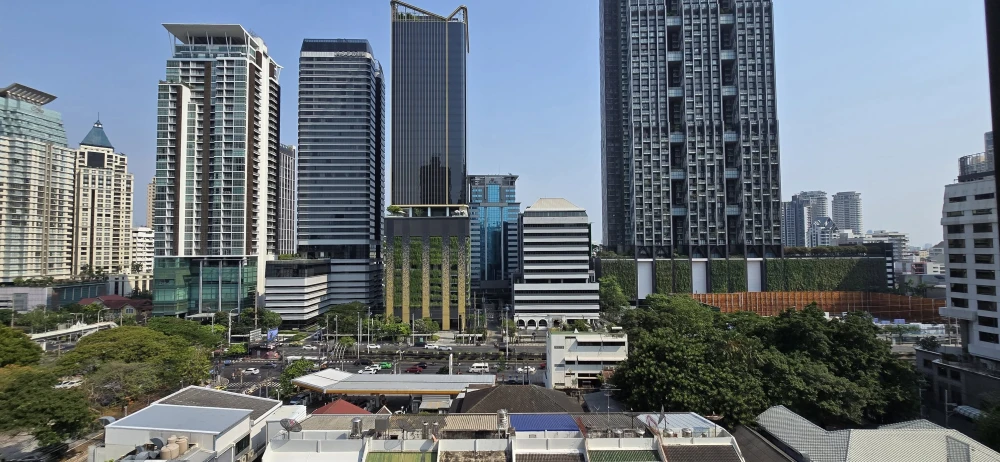 ขายดาวน์ Romm Convent อยู่จริงสบาย ไม่อึดอัด วิวโล่ง + วิวสวน เห็นต้นไม้จากโบสถ์ข้าง BNH ห้องข้างไม่ติดใคร มีช่องลมหน้าห้อง ระบายอากาศดี