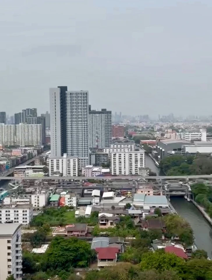 ขายดาวน์ The Livin Ramkhamhaeng ชั้น 29 วิวสวย โครงการดี น่าอยู่ จองเลย ด่วนๆ