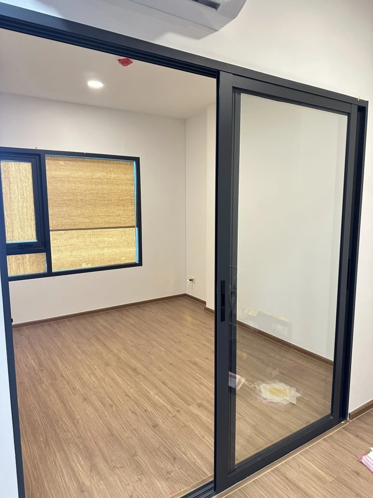 ขายดาวน์ The Livin Ramkhamhaeng ห้อง 1 bedroom plus ทิศเหนือ ไม่โดนแดด อยู่แล้วเย็นสบายทั้งวัน ต้องจอง